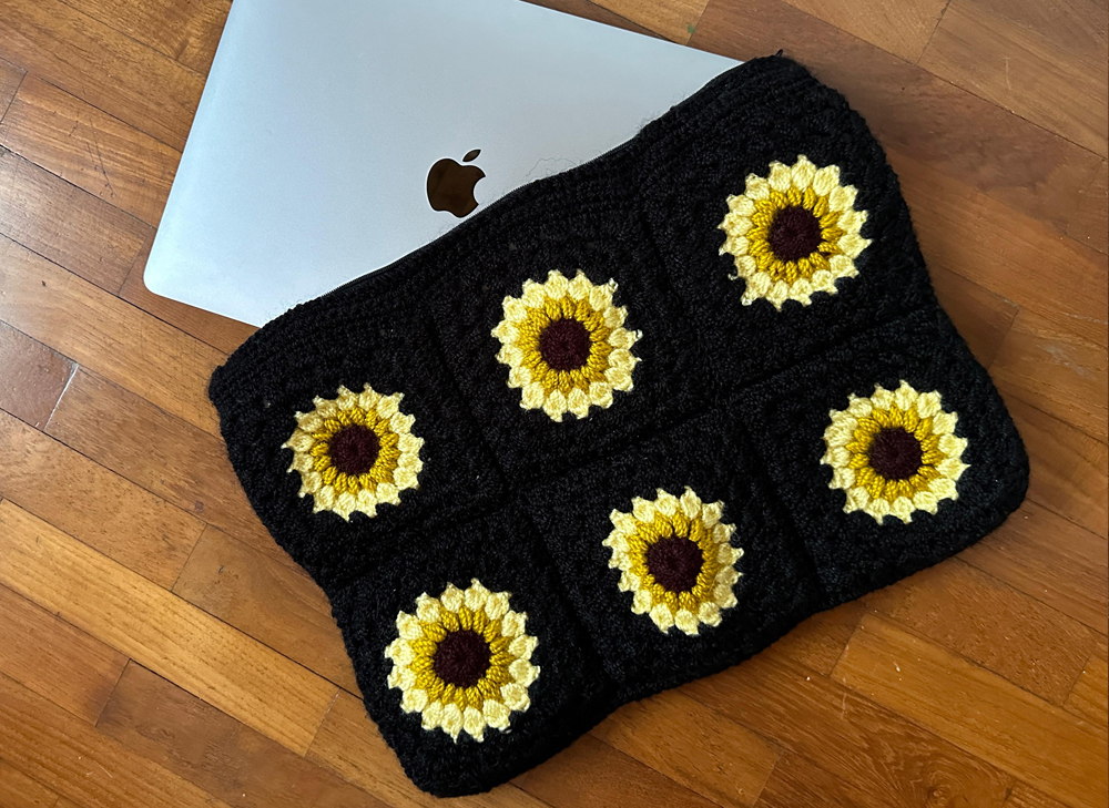 Laptop Sleeve Black Sunflower